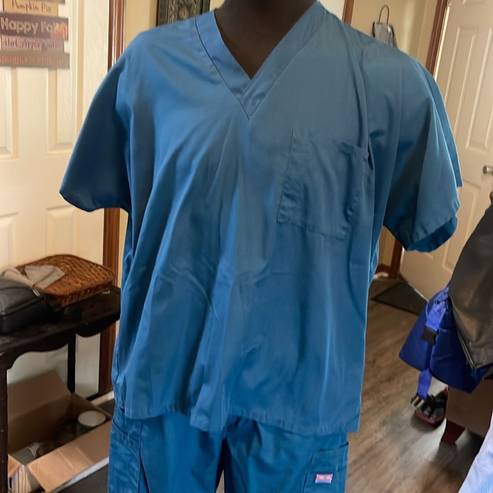 Mens scrubs